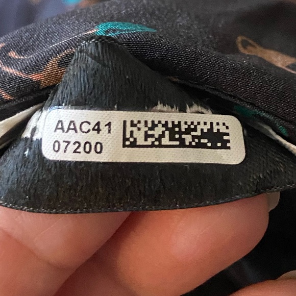 COACH 1941 Silk Black Cherry Print Short Sleeve Floral Womens Blouse Size 6 NWT - Picture 4 of 9